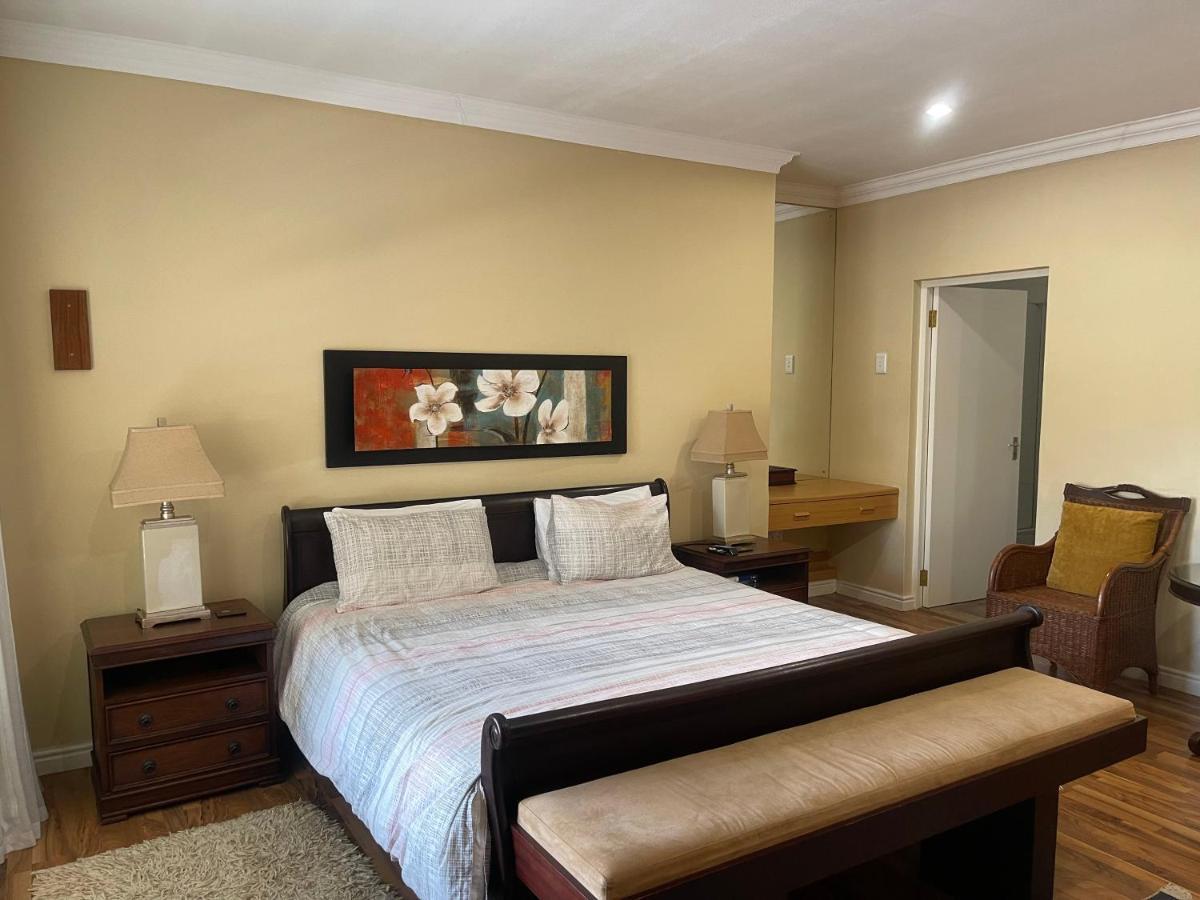 Upper Room Guesthouse Kirkwood Ngoại thất bức ảnh