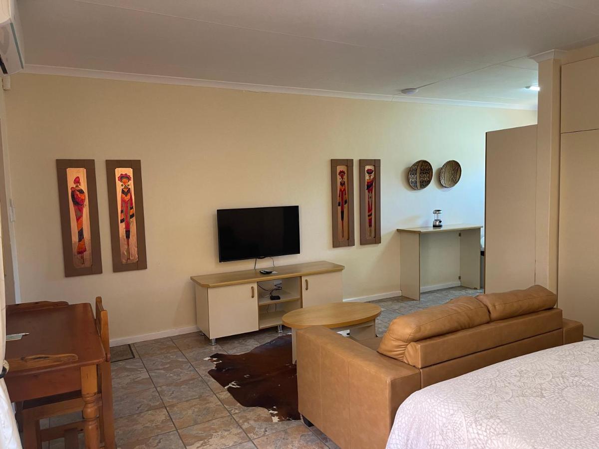 Upper Room Guesthouse Kirkwood Ngoại thất bức ảnh